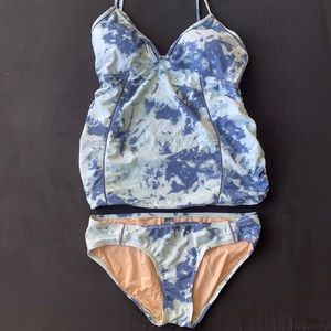 A Pea in the Pod Maternity Tankini